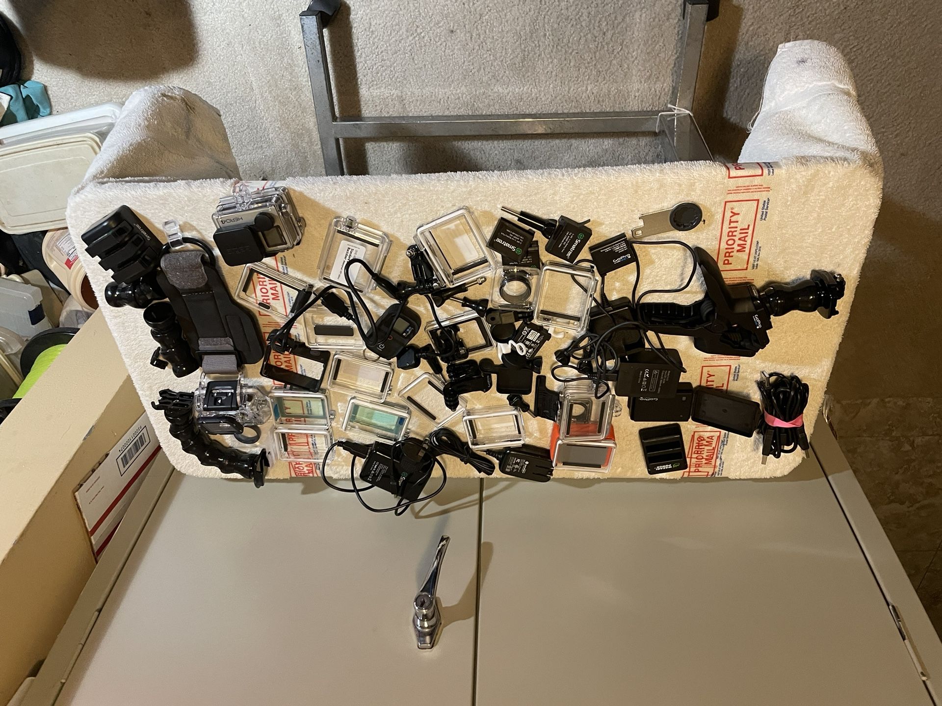 GoPro hero four with accessories everything you see for $150 working