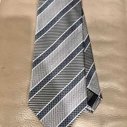 Valentino Tie