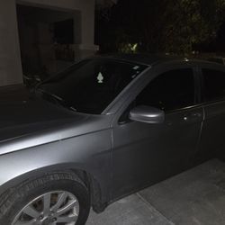 Your Dream Car2013 CHRYSLER 200 3.6