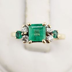 14k gold 0.75ct emerald & diamond ring