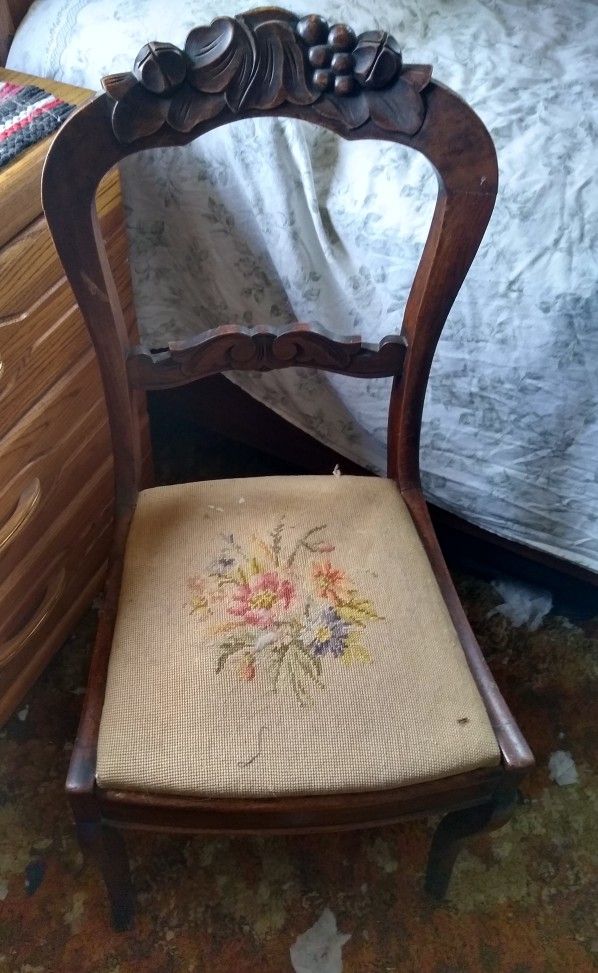 Antique/Vintage Chair