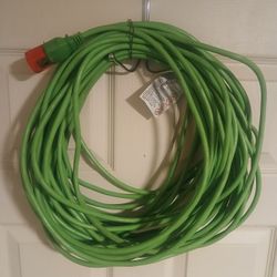 100 ft EXtension Cord 