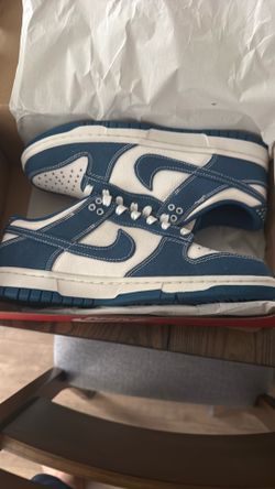 Selling shoe lot or individual hit me up taking offers