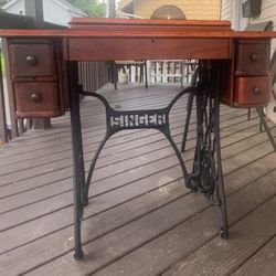 Singer Sewing Machine Table