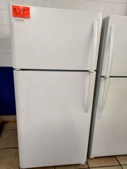 Frigidaire refrigerator 