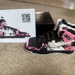 NIKE BRICKS FUTURA 2000- ALREADY BUILT