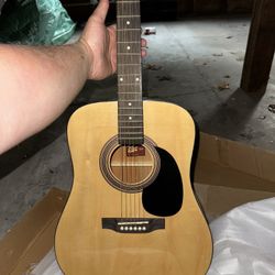 Rogue Acoustic Guitar