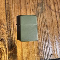 Green Zippo Military Lighter VINTAGE!!!