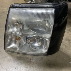 Headlights Cadillac 2002-2006