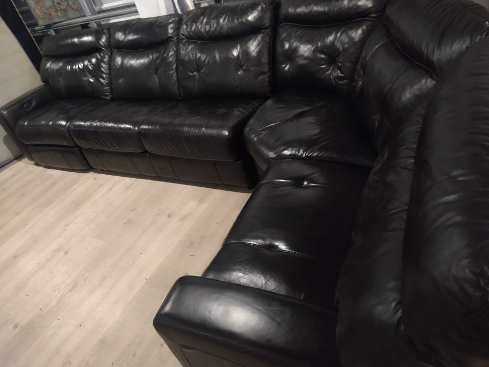 SECTIONAL GENUINE LEATHER RECLINER ELECTRIC BLACK COLOR.. DELIVERY SERVICE AVAILAIBLE β
π₯π