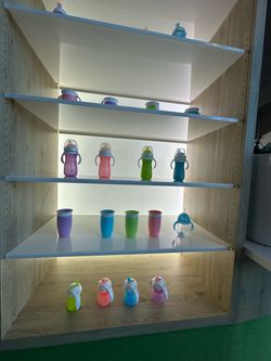 Toddler cups ! Sippy cups + more
