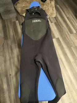 Xcel 3/2 Large Wetsuit