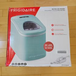 Frigidaire 26 Pound Ice Maker. Brand New. Mint Green Color
