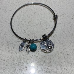 Expandable Charm bracelet - Alex and Anni