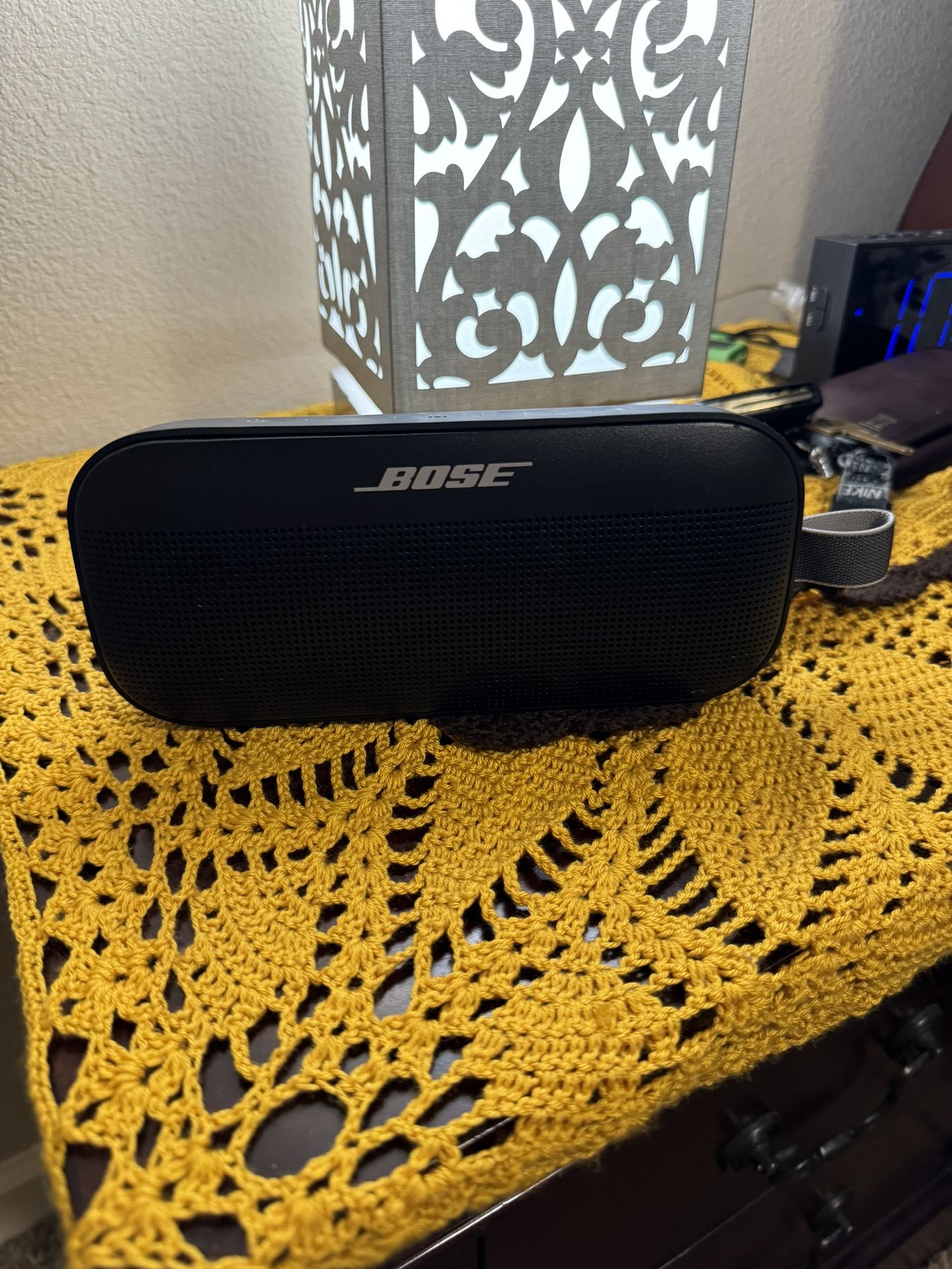 Bose Sound link Flex Speaker