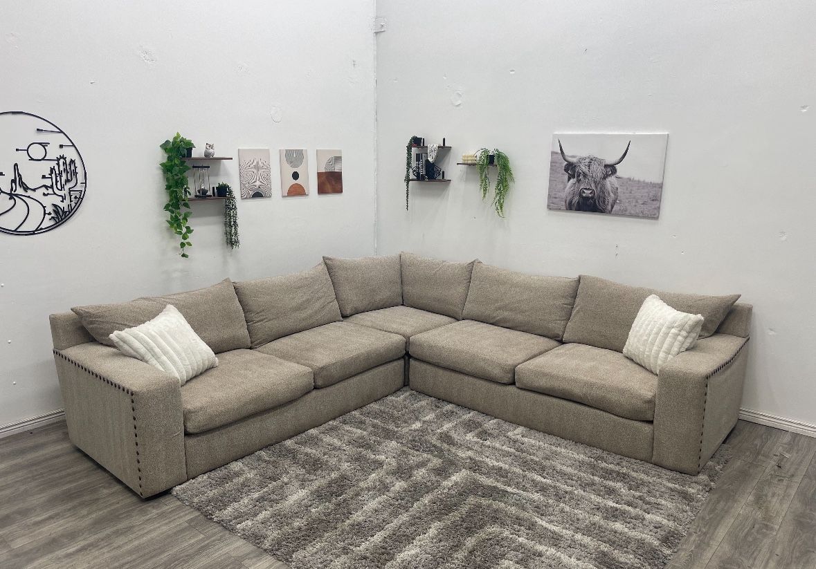 Sectional Couch - Free Delivery