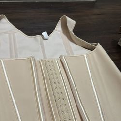 Chaleco de tayar usado solo una vez size 2XL