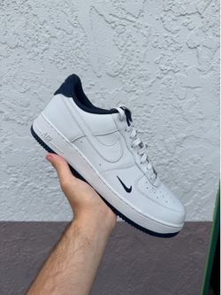 Nike Air Force 1 obsidian size 13