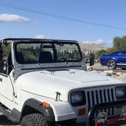 1988 Jeep Wrangler for Sale in Thousand Palms, CA - OfferUp