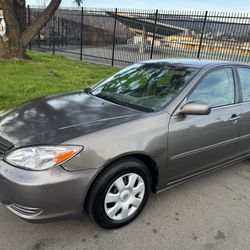 2004 Toyota Camry