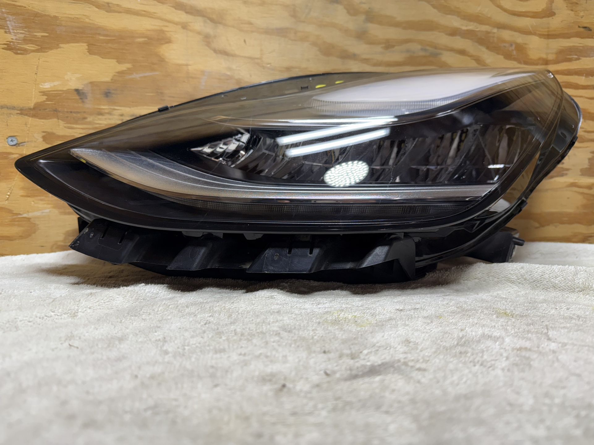 2021-2023 TESLA MODEL 3 - Y LEFT SIDE , DRIVER SIDE HEADLIGHT MATRIX LED DRIVER HEAD LIGHT