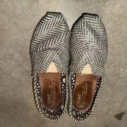 TOMS 