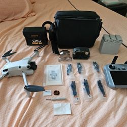 DJI Mini 4 Pro Drone + Accessories – Excellent Condition