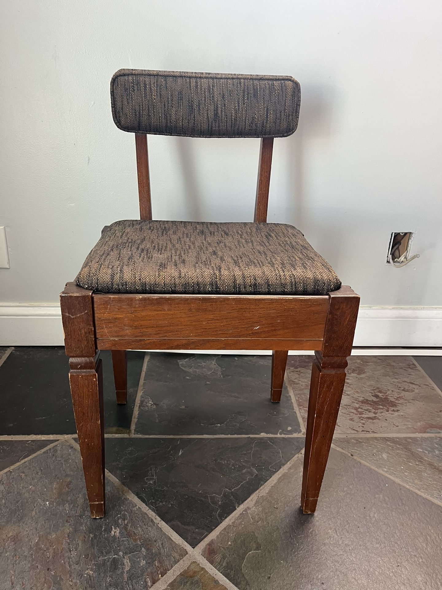 Vintage Mid Century Modern 1960’s Singer Sewing Chair