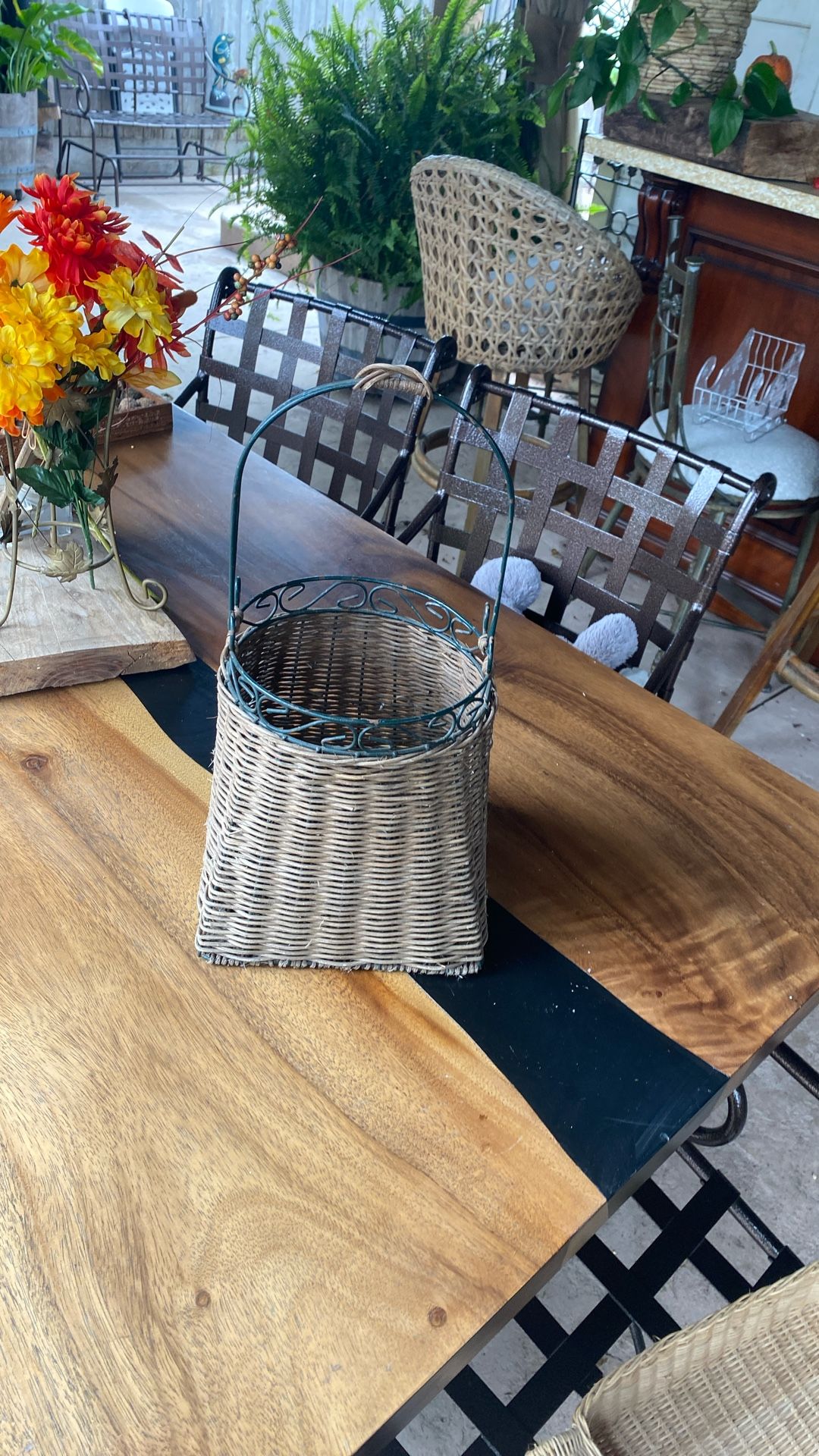 Rattan Basket!! Canasta