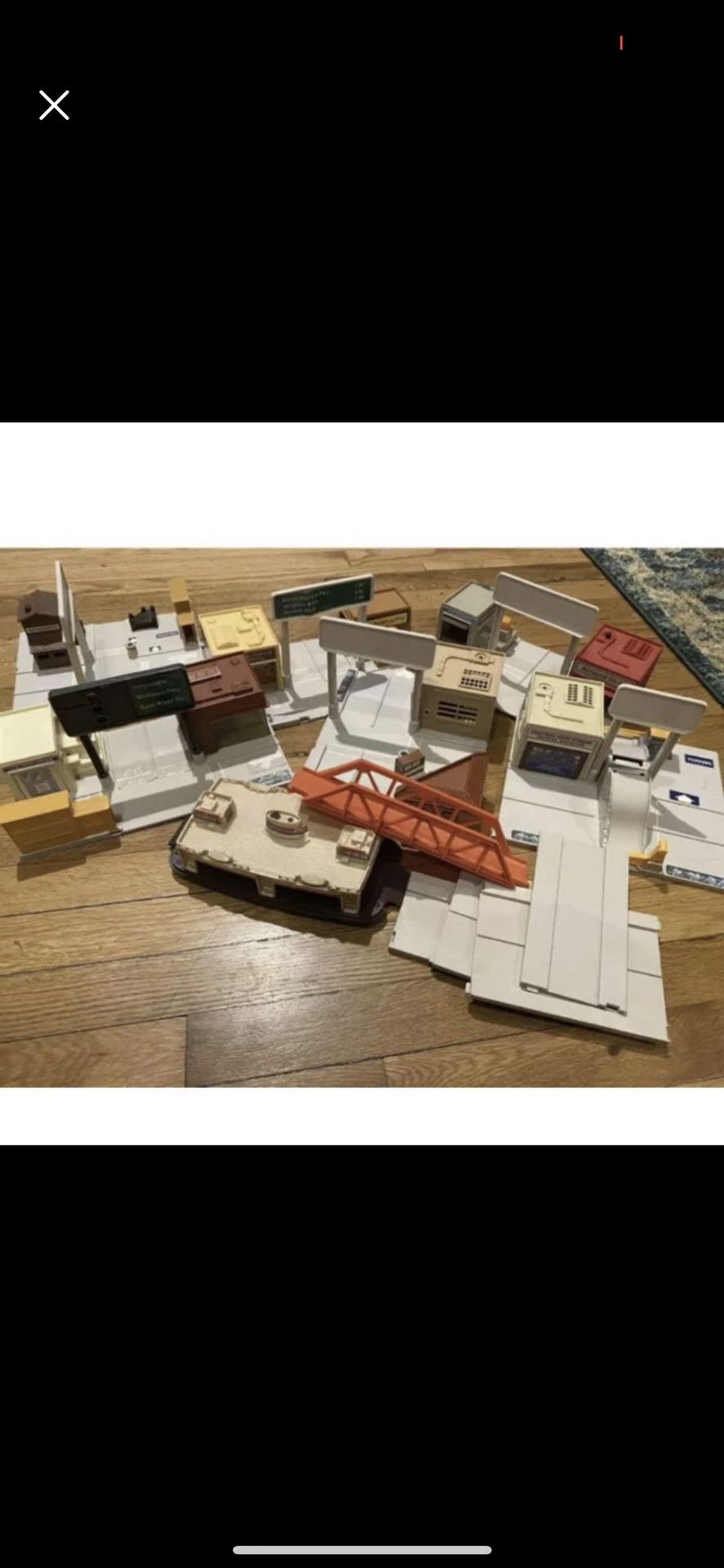 RARE VINTAGE (1981) MATTEL HOT WHEELS USA CITY STREETS PLAYSET