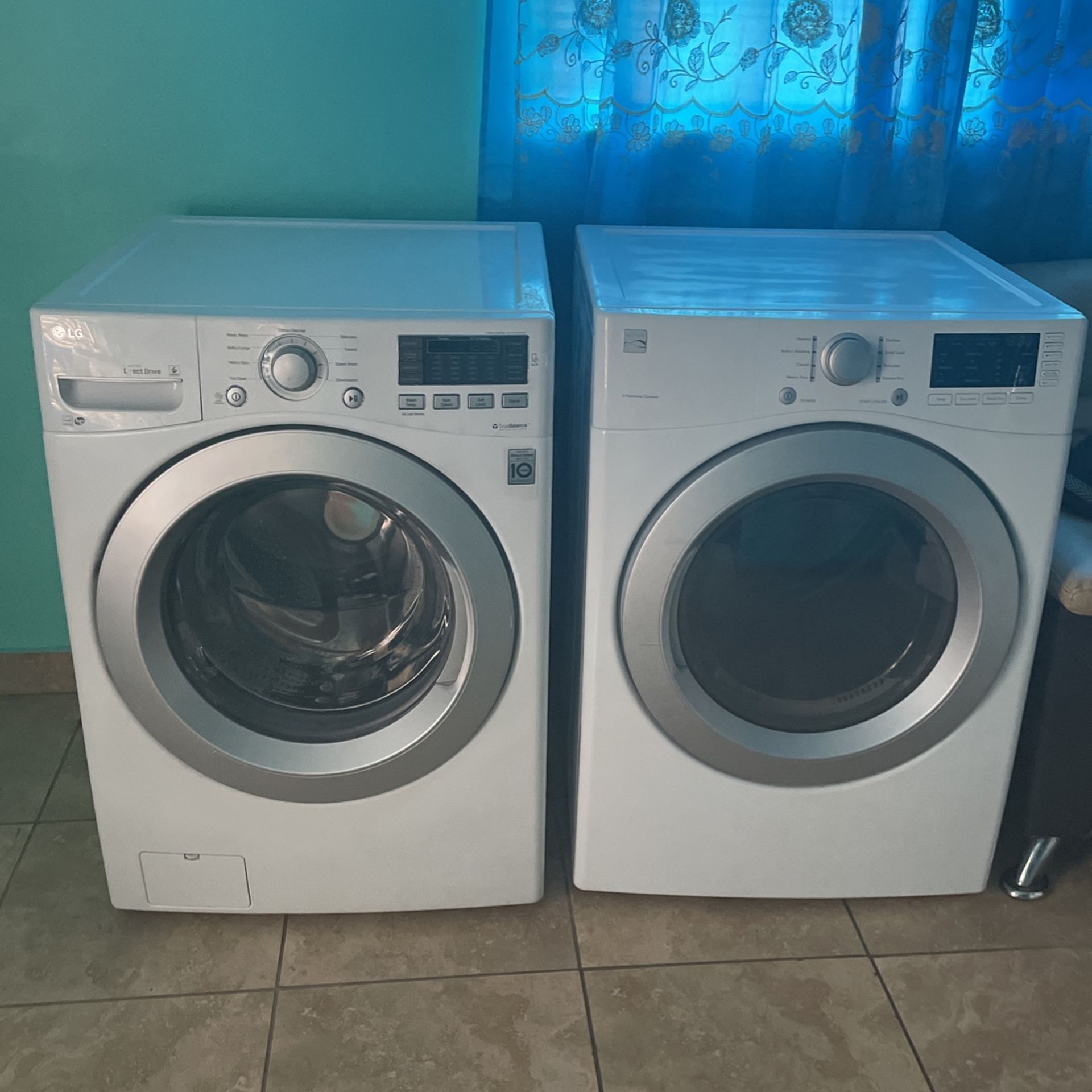 Lavadora Y Secadora LG En Buen Estado