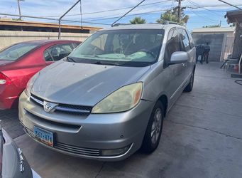 2004 Toyota Sienna