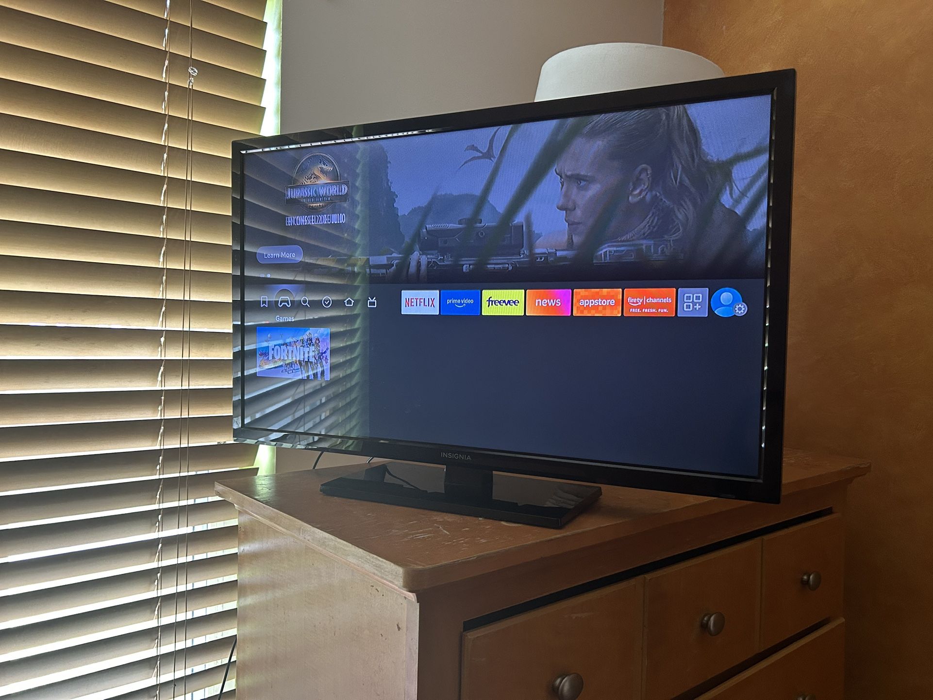 Tv 32-42 Inch With Remote Smart
