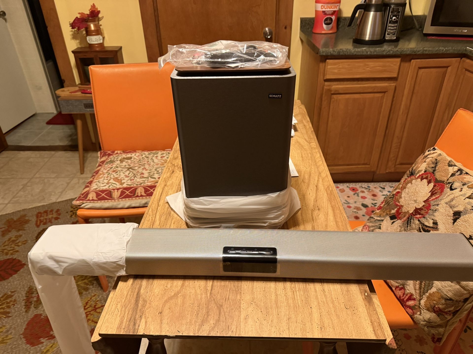 Schultz Bluetooth 2.1 Channel Soundbar With Wireless Subwoofer!!!