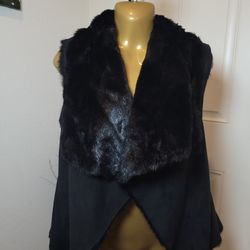 Bebe Faux Suede Faux Fur Vest Women's Size XS Black Sleeveless Pre-owned 