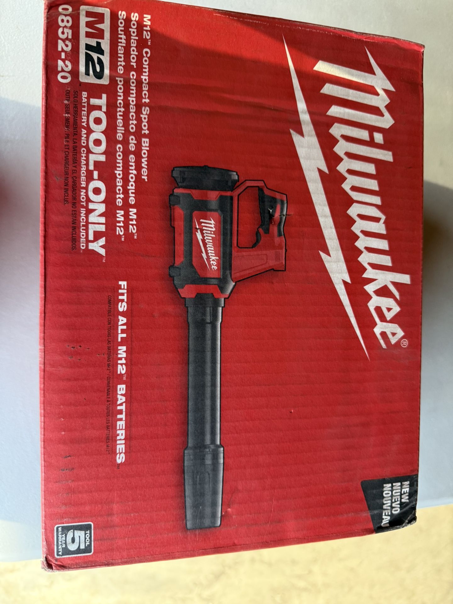 Milwaukee M12 Cordless Compact Spot Blower (tool Only)