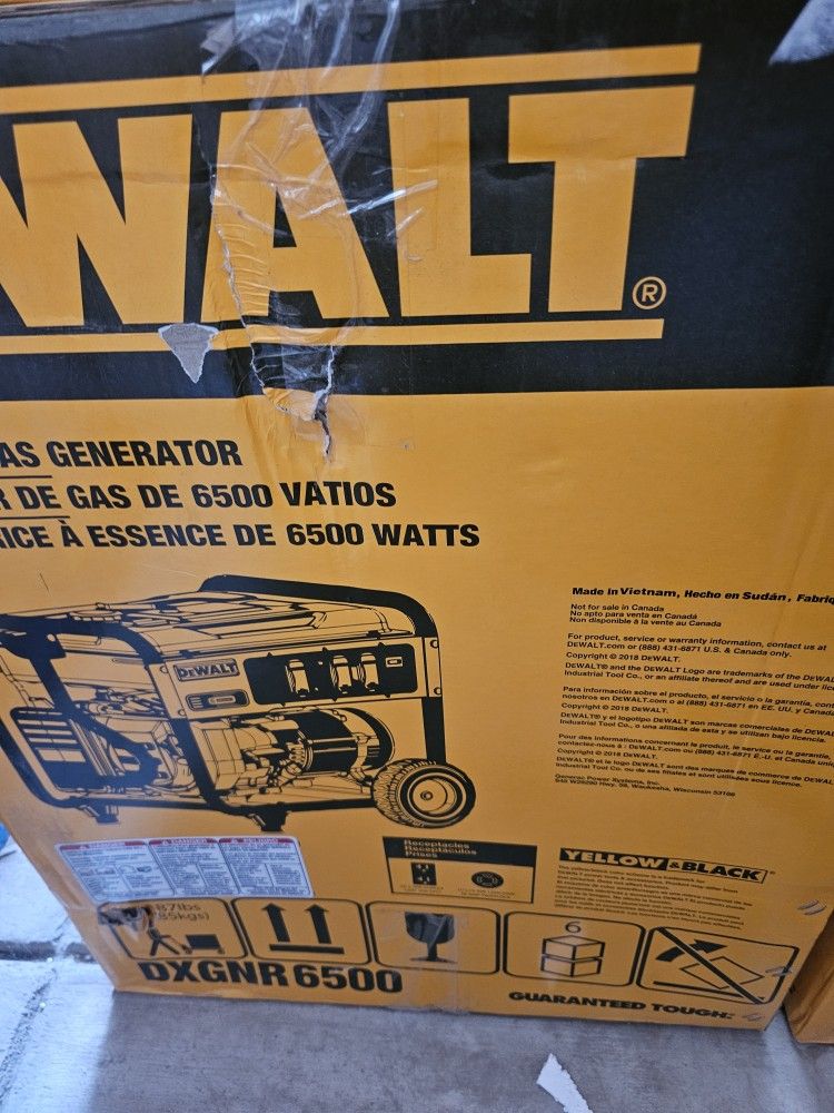 Dewalt 6500 W Gas Powered Generator