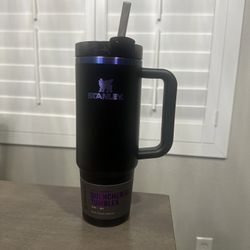 New Stanley 30 oz Tumbler In Black Chroma