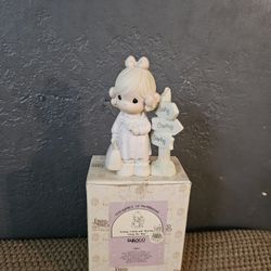 Precious Moments Figure 