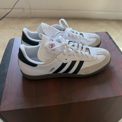 SAMBA INDOOR SOCCER SHOES 