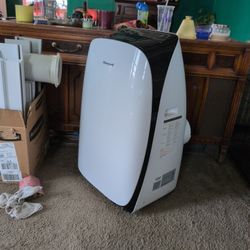 Honeywell Standing Air Conditioner 