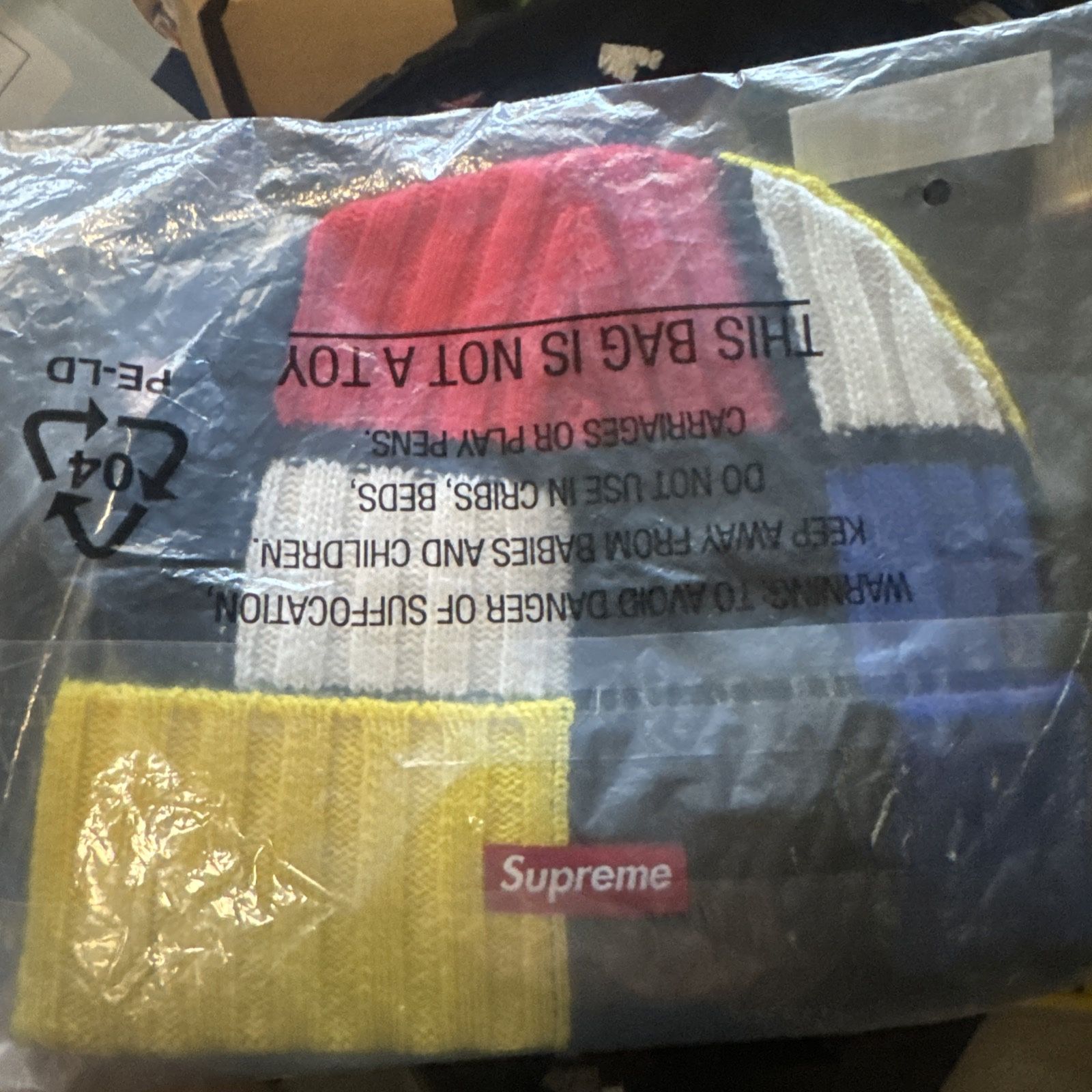 Supreme Cashmere Beanie (FW20) - OS Red Multi