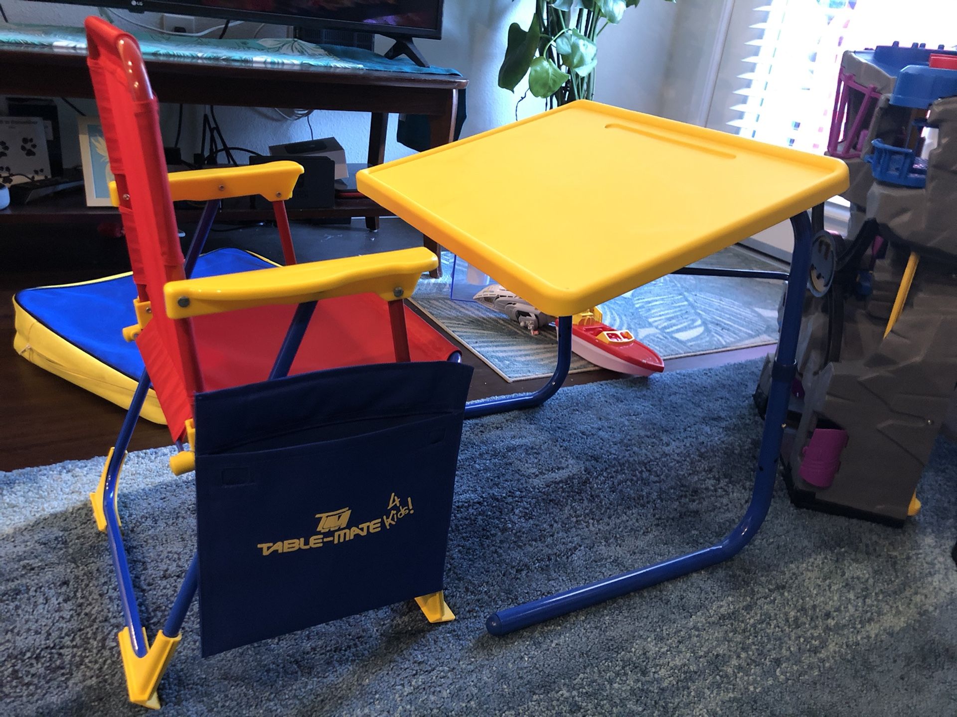 Kids desk table mate portable school station with chair