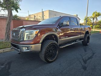 2017 Nissan Titan