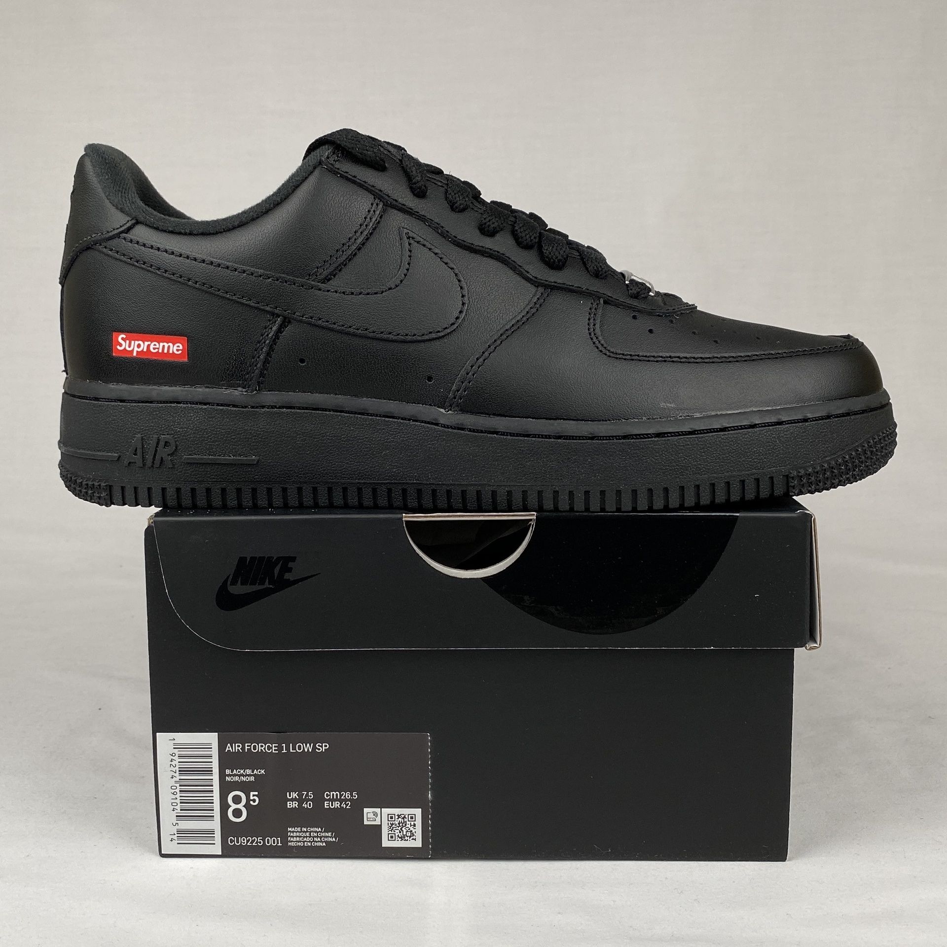 Nike x Supreme Air Force 1 Low SP (Black)