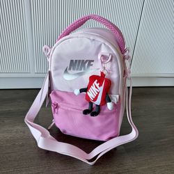 Nike Lunch Bag ( Brand New )