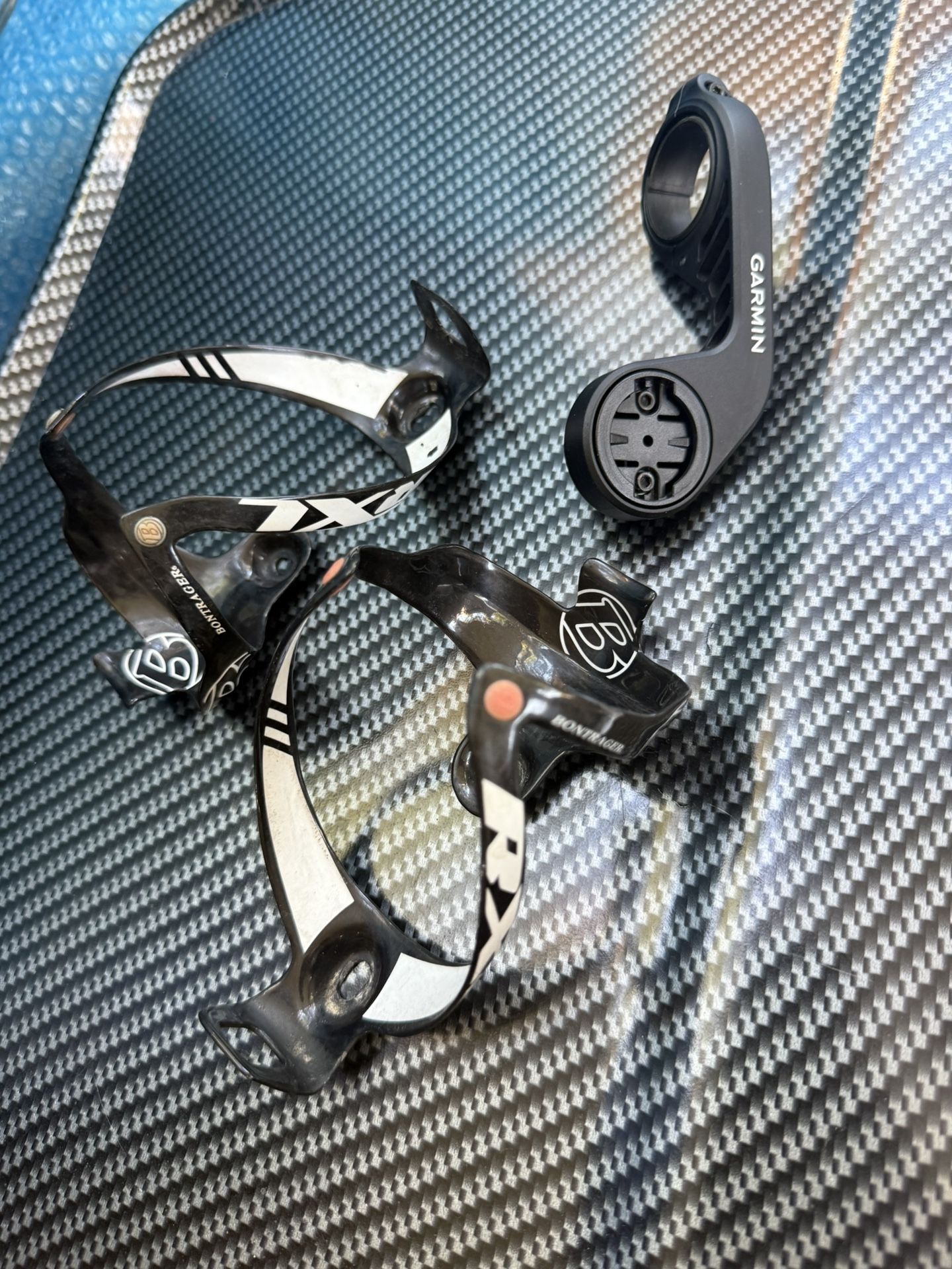 Bontrager Carbon Cages And Mount