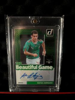 Rafael Márquez Donruss The Beautiful Game Auto Card