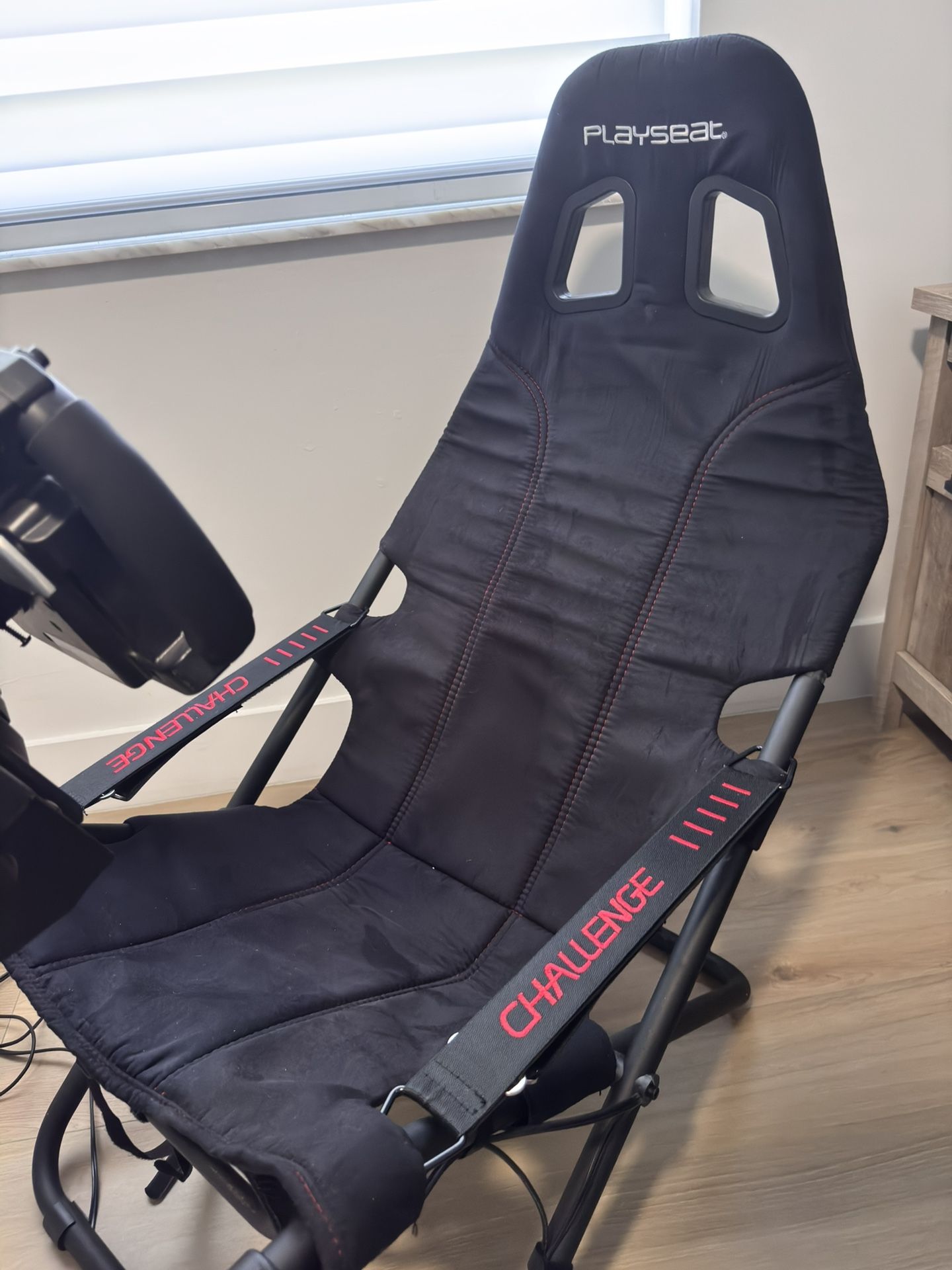 Racing simulator Setup - Steering Wheel , Pedals , Cockpit - ThrustMaster