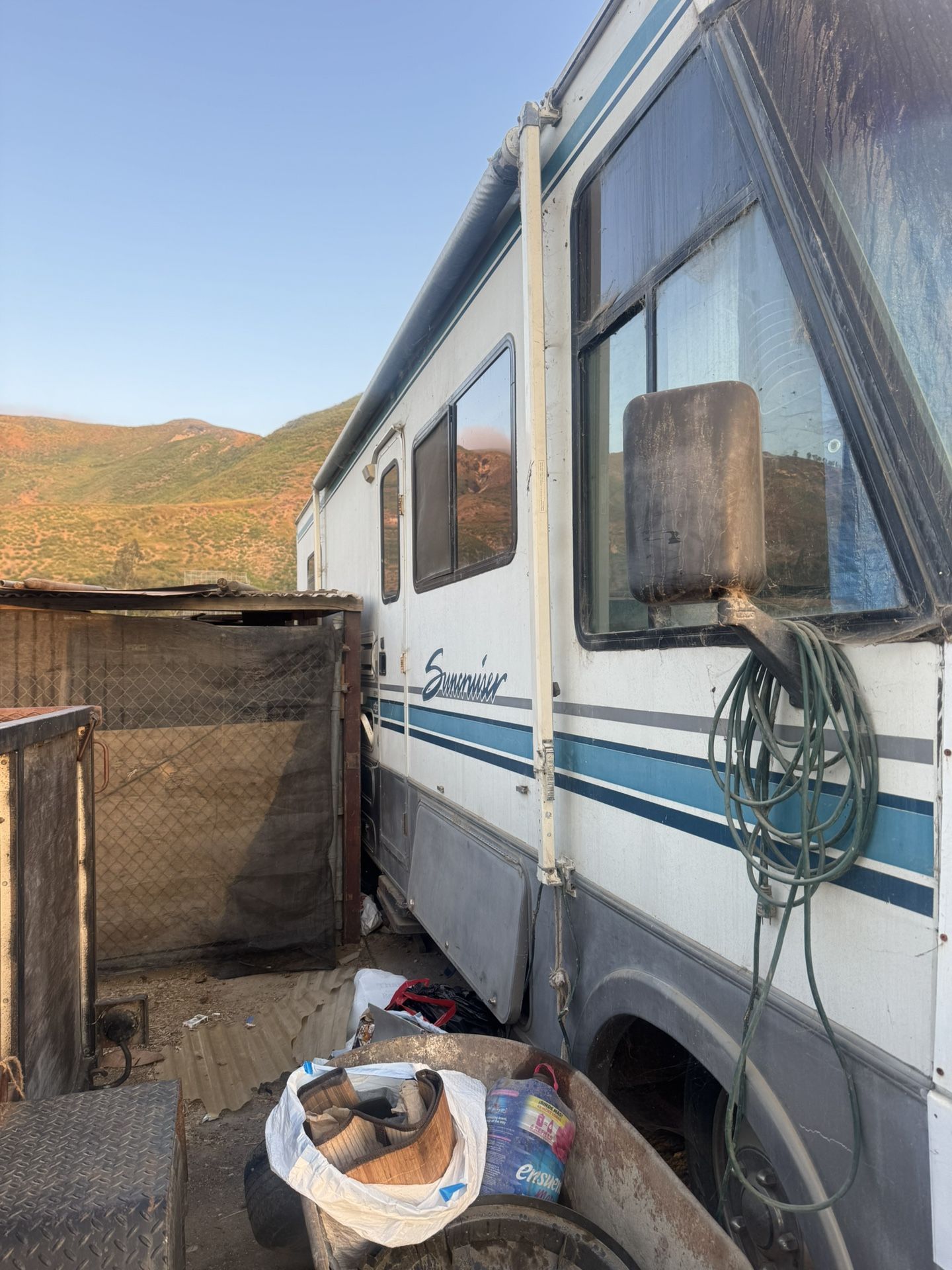 RV FOR SALE/fixer Upper/ACCEPTING OFFERS